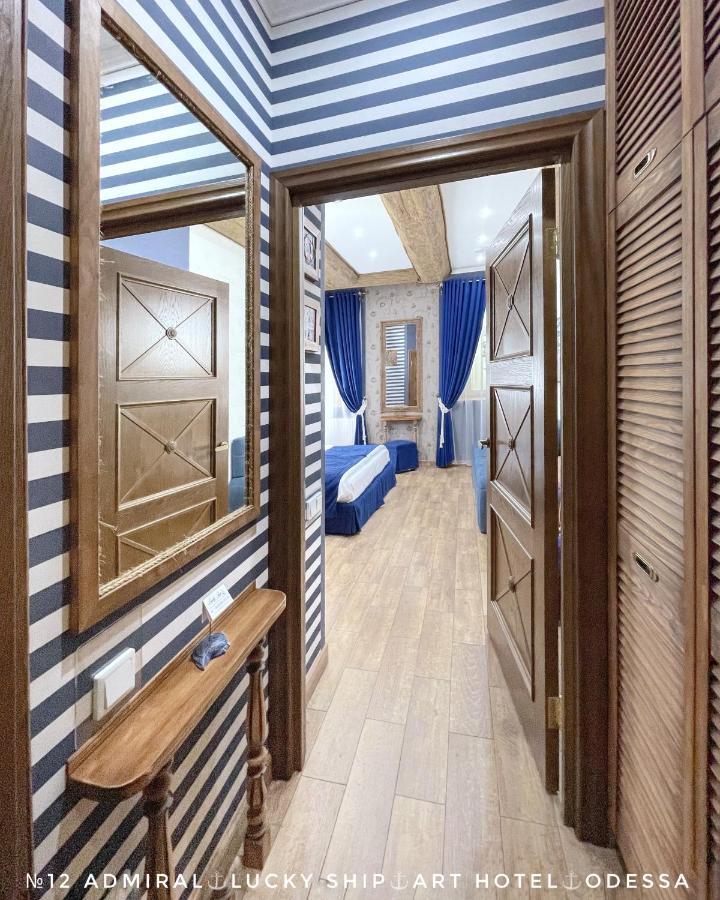 Lucky Ship Art Hotel Odessa Exterior foto